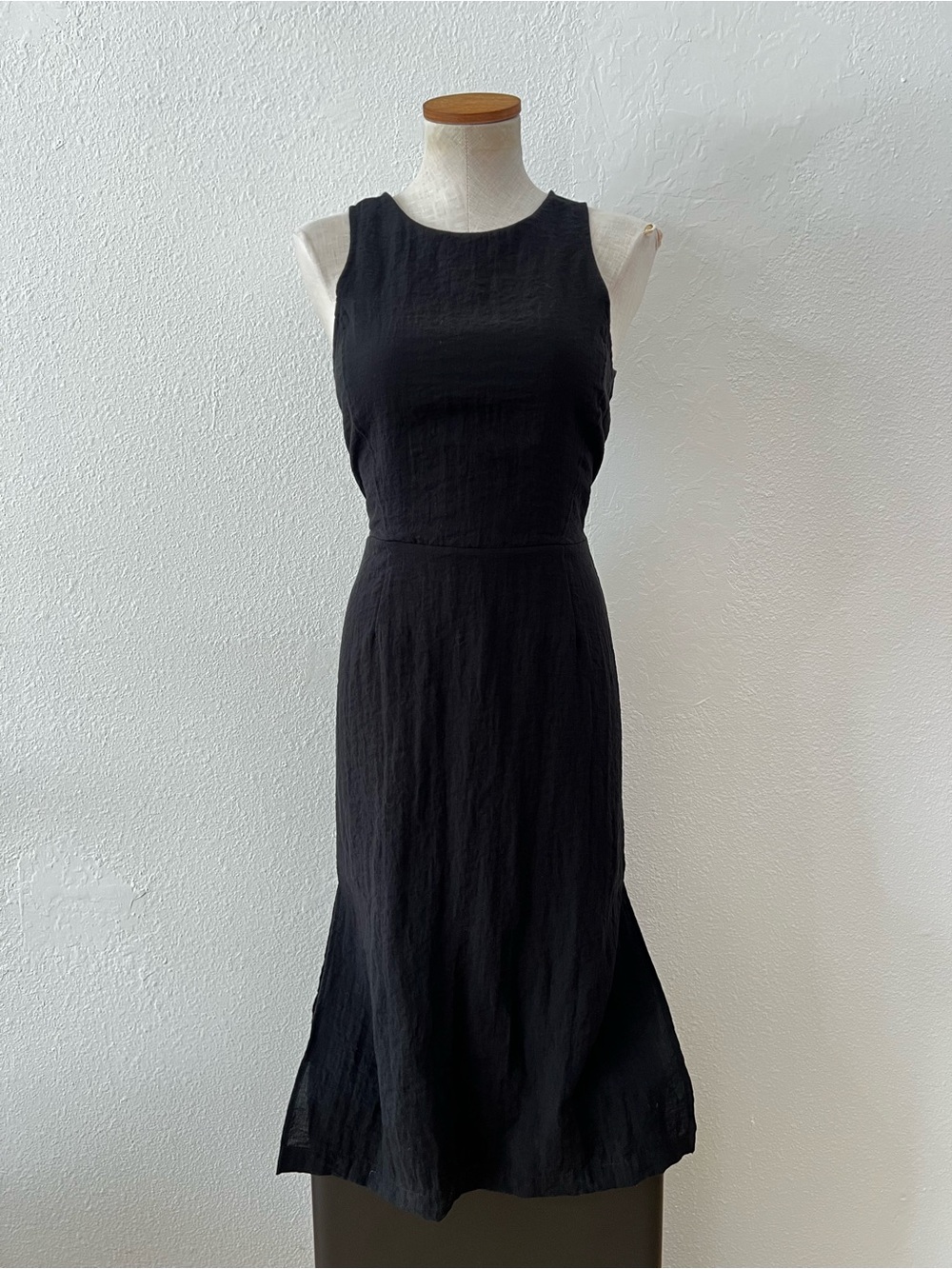 Shaina Mote Open Back Little Black Dress Minimalist Capsule Wardrobe Cocktail 6